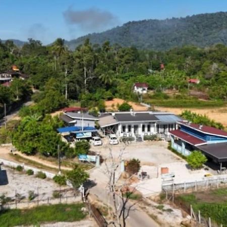 Sacha Homestay Baling Buitenkant foto